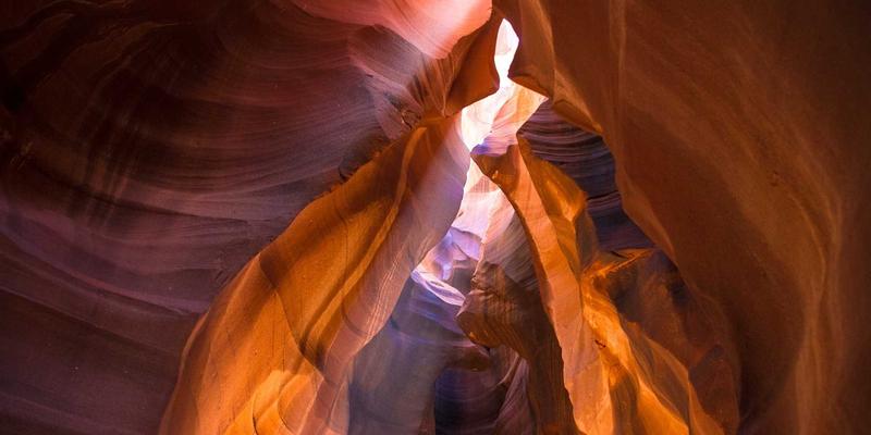 UAE电子竞技产业政策与赛事落地：打造中东数字娱乐新中心