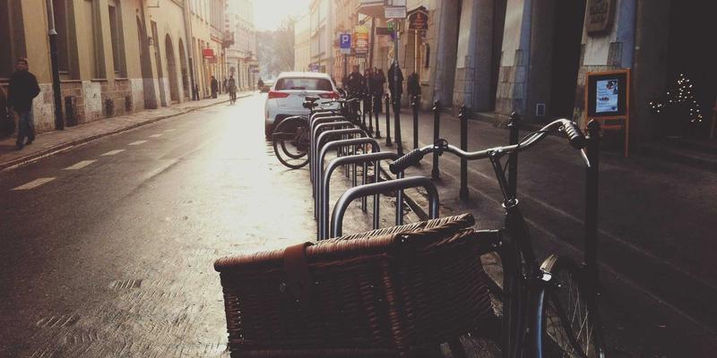 阿联酋(UAE)数字游民签证全攻略：远程工作与迪拜生活成本详解 | Local UAE Expat指南