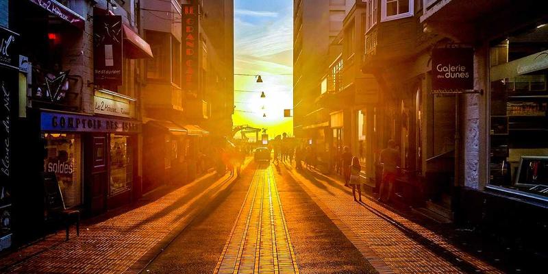 阿联酋航空物流枢纽解析：迪拜世界中心(DWC)如何重塑living in UAE与business setup UAE的未来格局